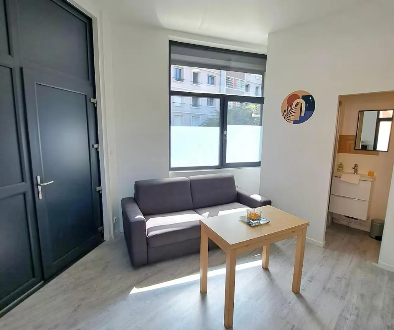 Le Francis, Petit Studio Proche Metro A Villeurbanne France